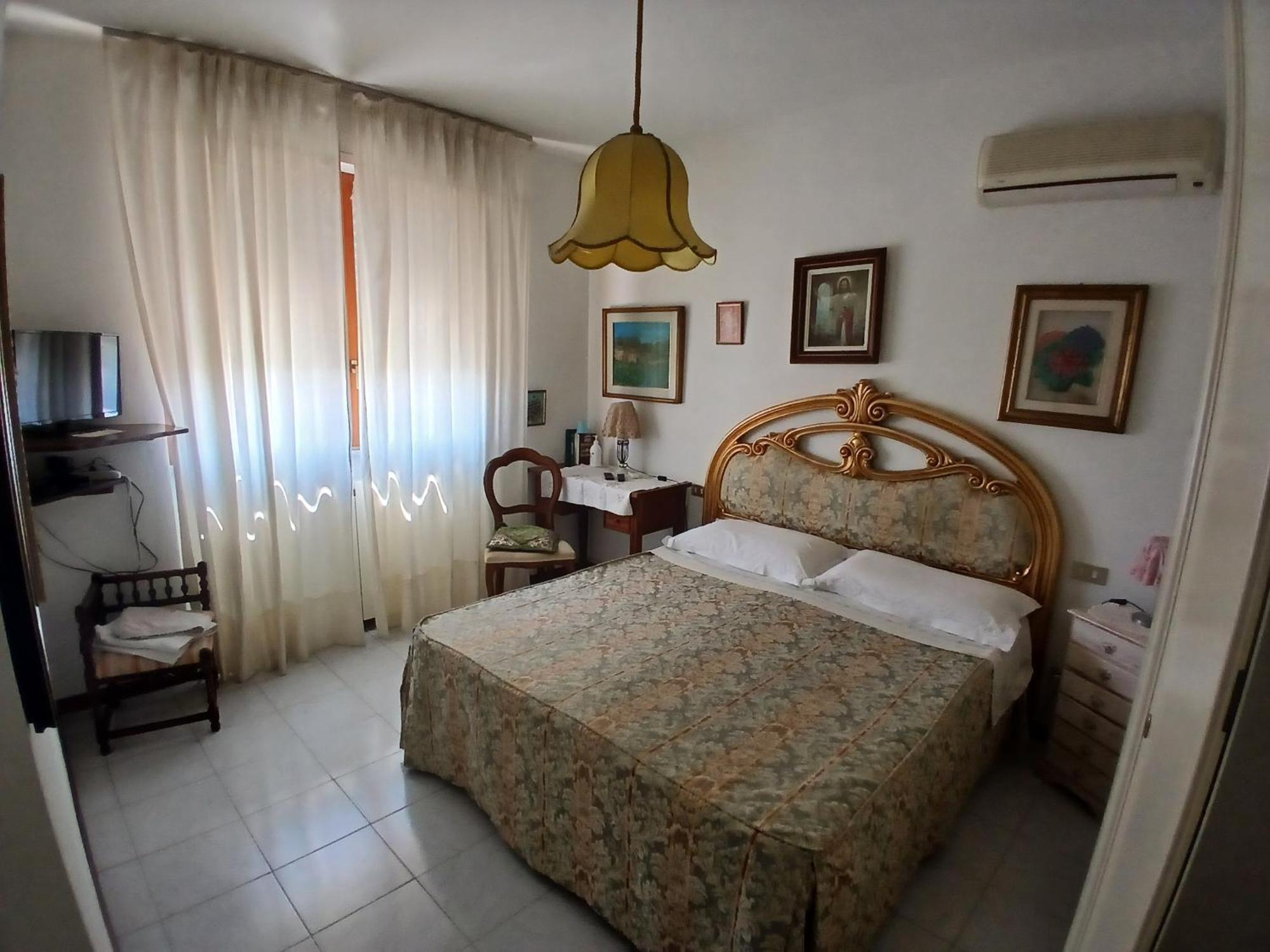 Il Melograno B&B With Private Bathrooms Aulla Eksteriør bilde