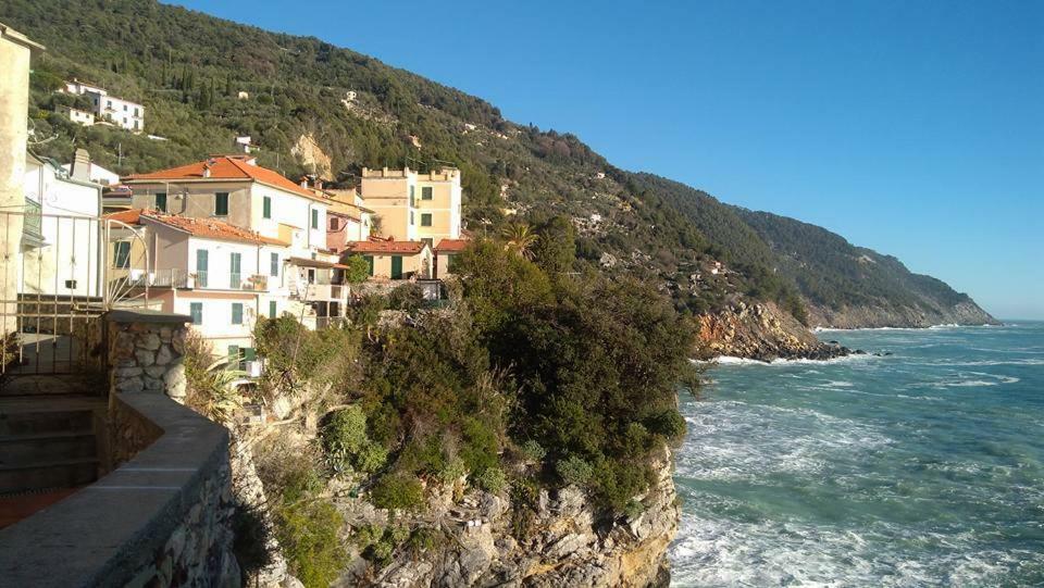 Il Melograno B&B With Private Bathrooms Aulla Eksteriør bilde